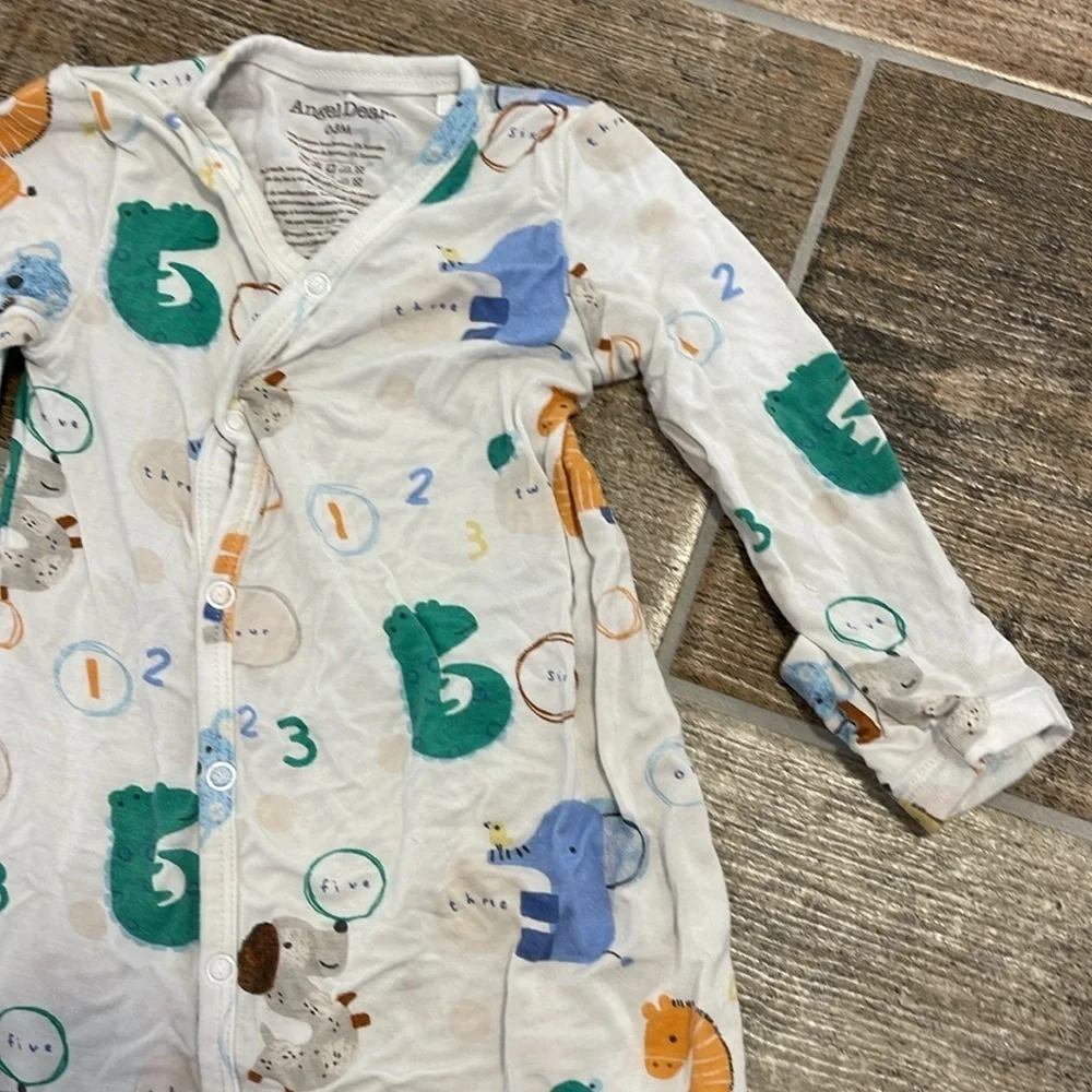 Angel Dear Multicolor Baby Onesie Sleep Outfit Size 0-3 months Viscose Bamboo